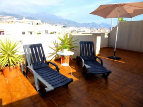 Ático fresco y luminoso con aparcamiento privado, Nerja